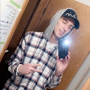 Meet your Posher, Tyler